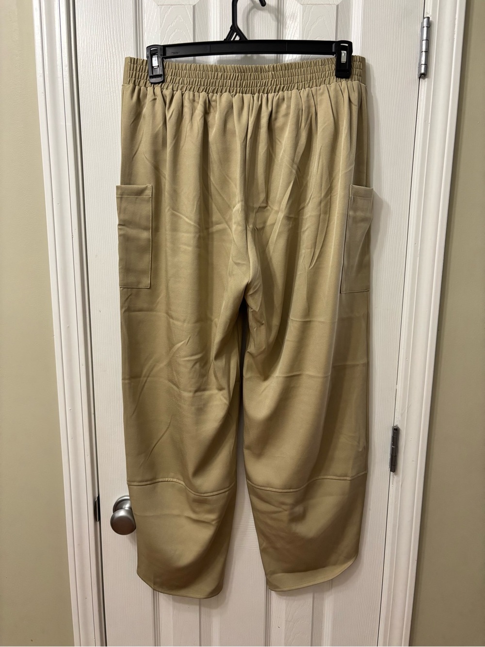 NWT AOVDE Plus Size 16 Khaki Tan Wide Leg Cargo Pants Elastic Waist Cropped - Picture 6 of 7